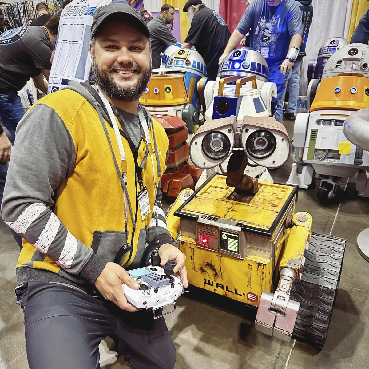 Wall-E, BB-8, Grogu and more IRL! - exhibit detail 4