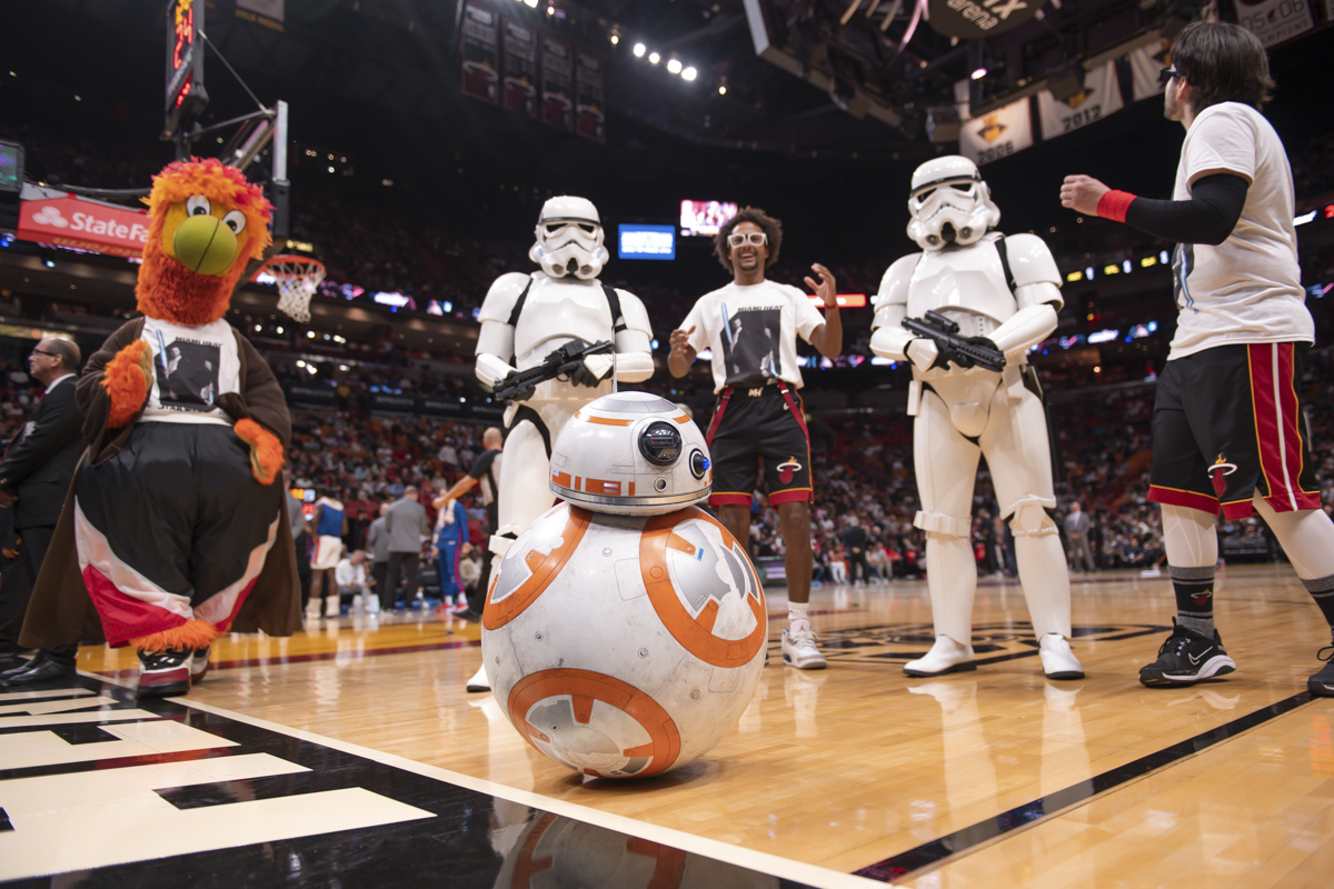 Wall-E, BB-8, Grogu and more IRL! - exhibit detail 8